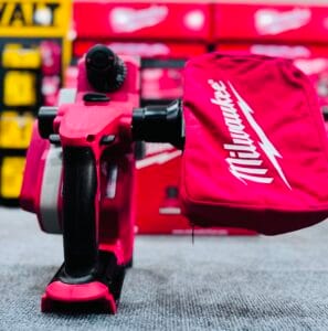 Máy bào dùng pin 18V Milwaukee M18 BP-0