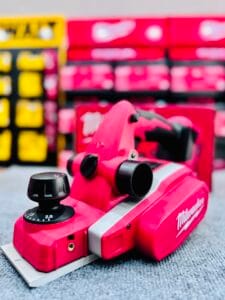 Máy bào dùng pin 18V Milwaukee M18 BP-0