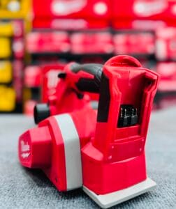 Máy bào dùng pin 18V Milwaukee M18 BP-0