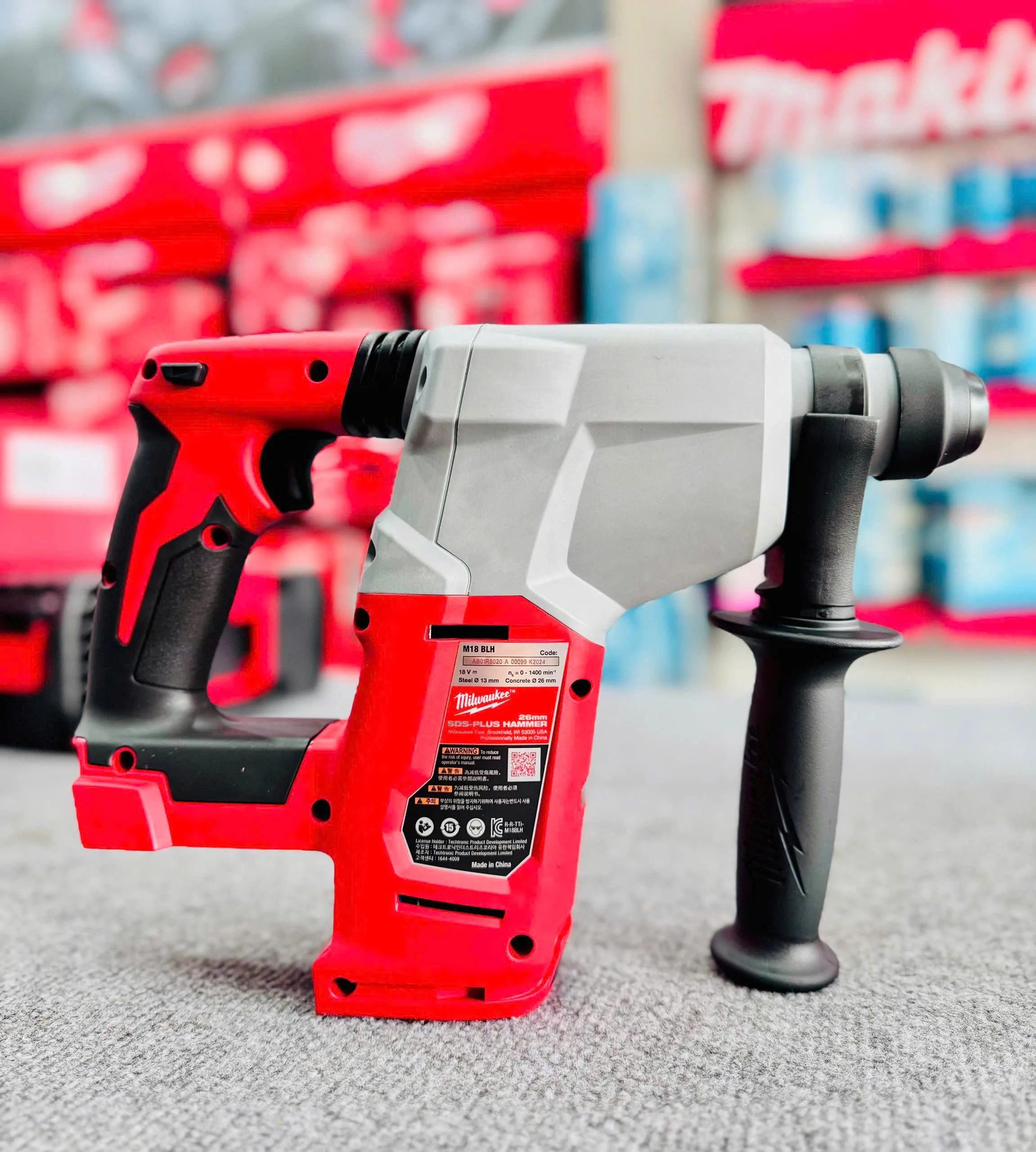 Máy khoan bê tông dùng pin 18V Milwaukee M18 BLH