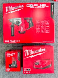 Máy khoan bê tông 12V Milwaukee M12 FHAC16-B1